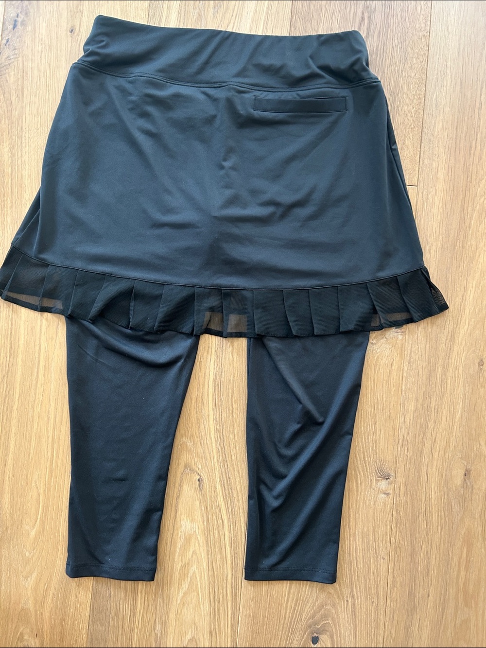SanSoleil Women's SolCool Black Skirted Capri Leggings Size S - Picture 4 of 4